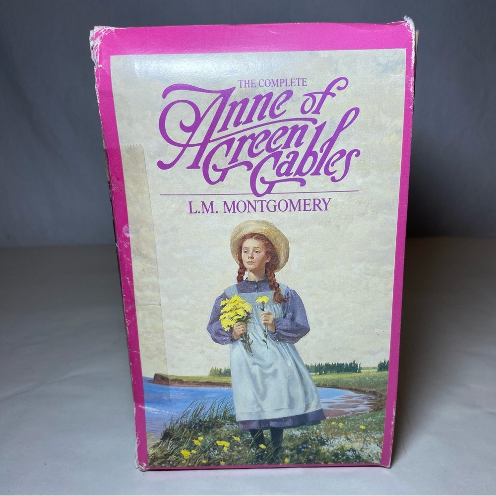 Anne Of Green Gables Complete 8-Book Box Set L.M. Montgomery Paperback Vintage - Picture 5 of 16